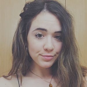 Meet your Posher, Natalie